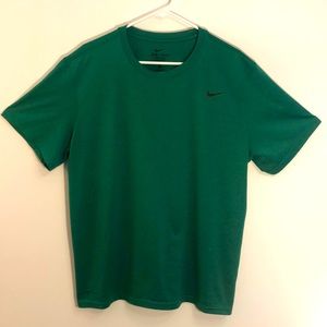 Nike men’s green Dri-fit T-shirt XL